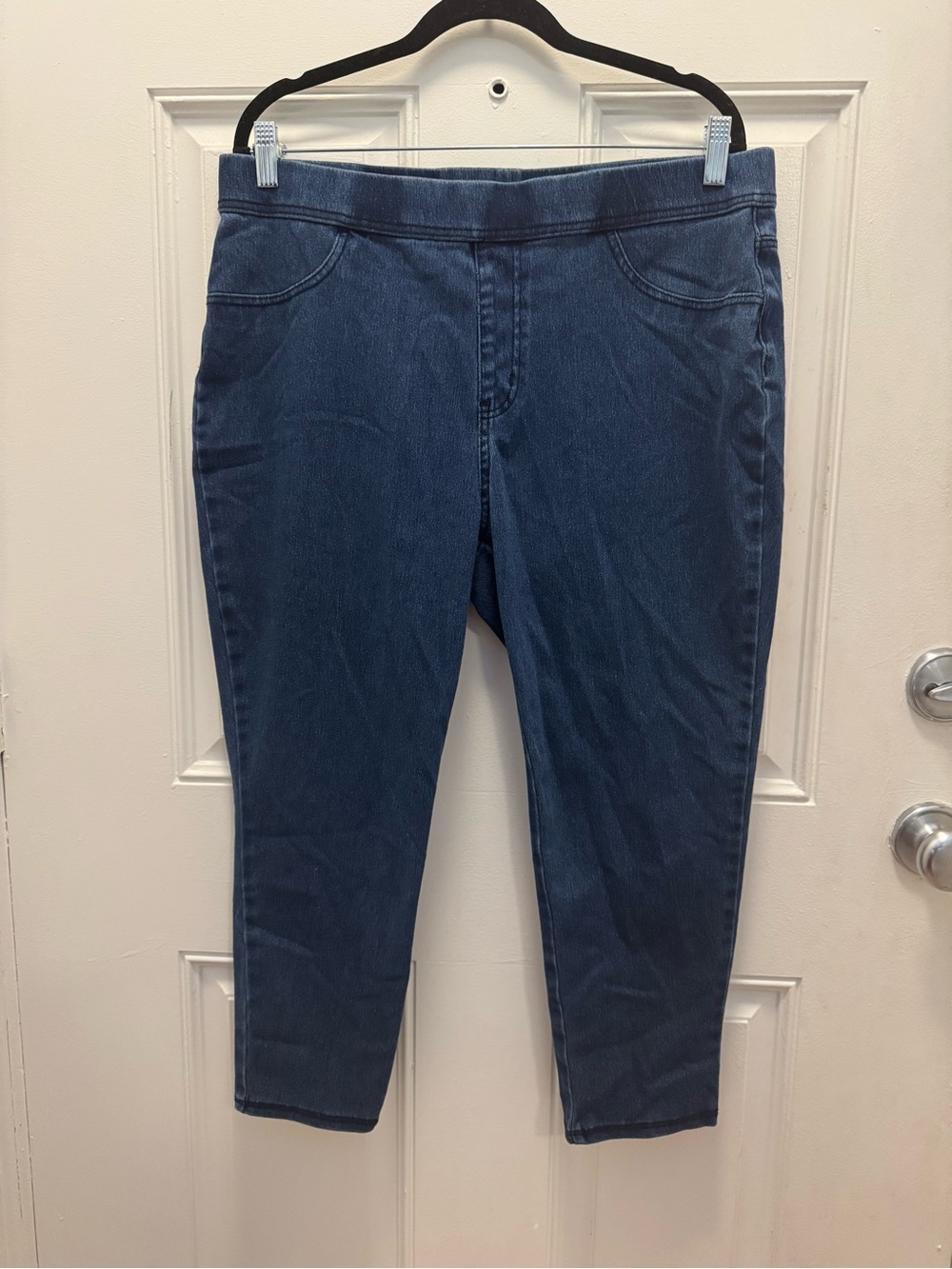 Time and Tru Dark Blue Ankle Jeans 0087